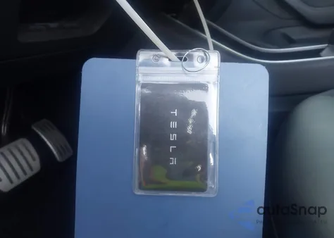 2018 Tesla Model 3 Long Range/Mid Range from USA, damaged, VIN 5YJ3E1EAXJF052518